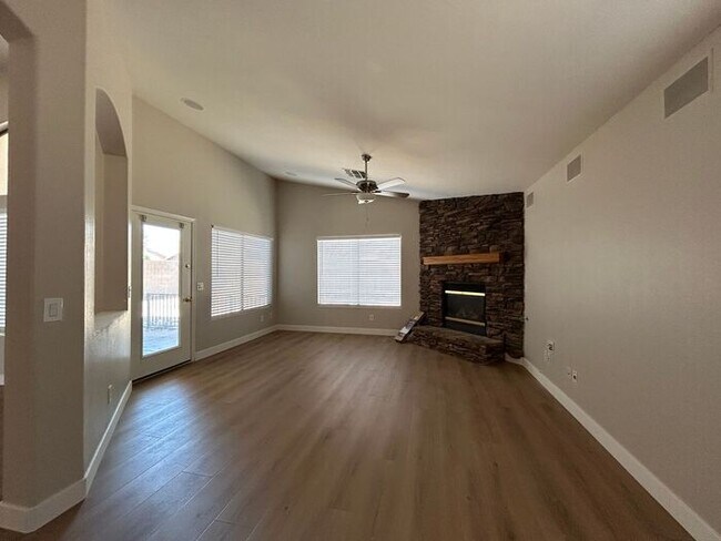 434 E Chicory Pl San Tan Valley, AZ 85143 photo 5