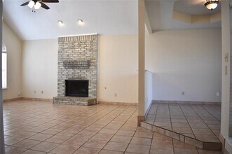 803 Switzer Lane, Cedar Hill, TX 75104 photo 3