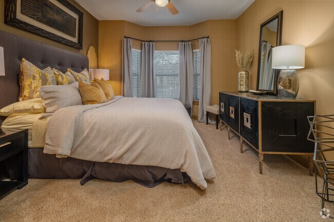 Palomino Apartments Homes photo 2