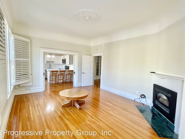 3193 Washington Street, #3 photo 5