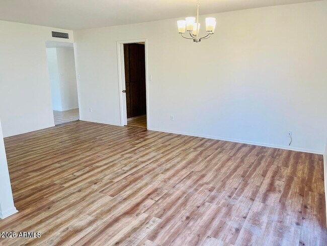 5141 E Blanche Dr Scottsdale, AZ 85254 photo 5