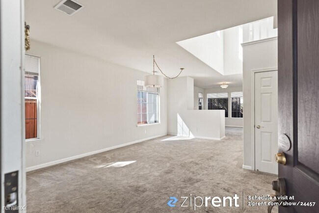 965 Sunbonnet Loop, San Jose, CA 95125 photo 4
