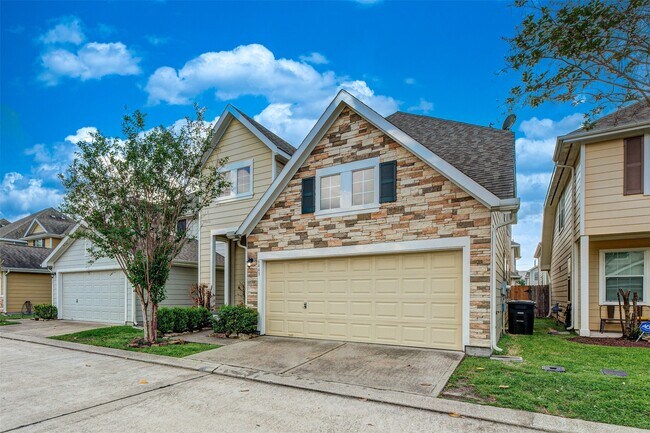 6443 Wilshire Fern, Houston, TX 77040 photo 2