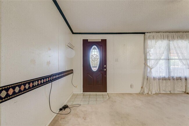 3809 Lands End Court, Granbury, TX 76048 photo 4