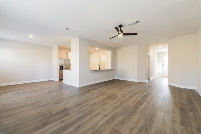 1104 Princeton Hts Blvd Princeton, TX 75407 photo 5