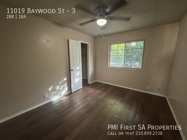 11019 Baywood St San Antonio, TX 78213 photo 3