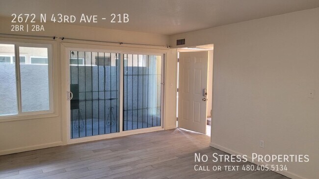 2672 N 43rd Ave Phoenix, AZ 85009 photo 3