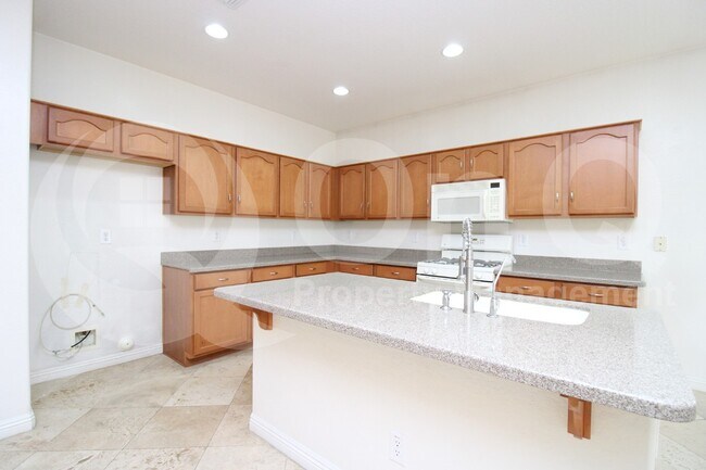 321 N Cottonwood St Chandler, AZ 85225 photo 4