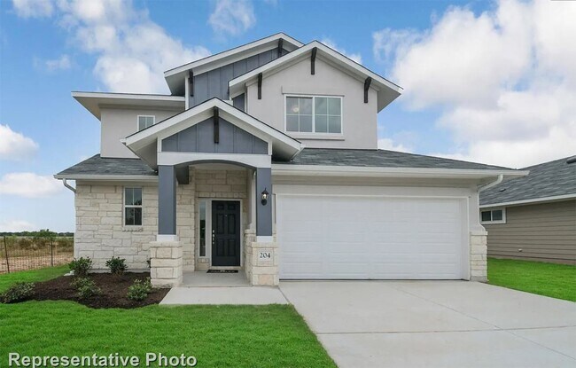 202 Insider Loop Elgin, TX 78621 photo 2