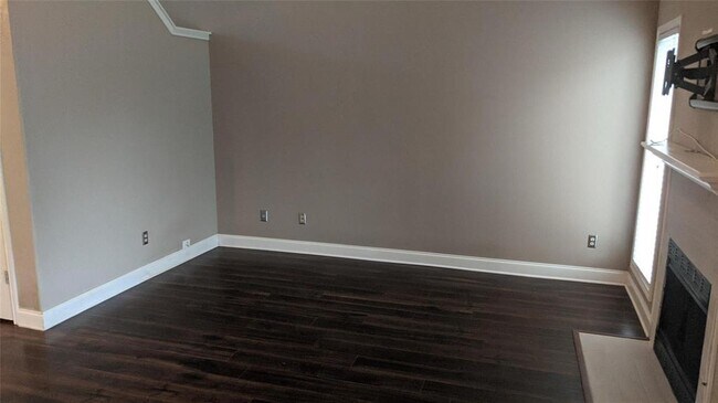 3654 Fore Cir Farmers Branch, TX 75234 photo 3
