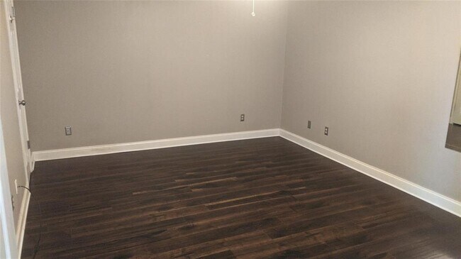 3654 Fore Cir Farmers Branch, TX 75234 photo 5