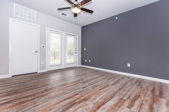26742 E University Dr Aubrey, TX 76227 photo 4
