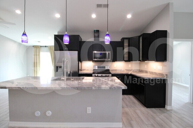 1556 W 5th St Tempe, AZ 85281 photo 3
