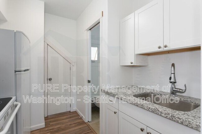 3570 E B St Tacoma, WA 98404 photo 5