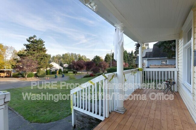 3570 E B St Tacoma, WA 98404 photo 3