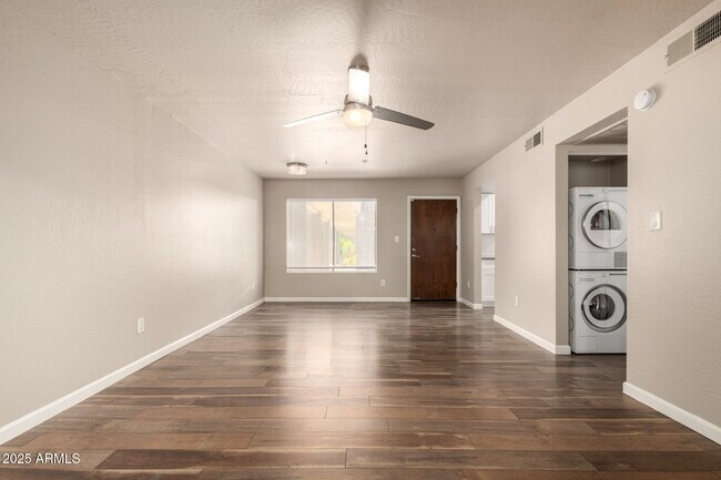 7494 E Earll Dr Scottsdale, AZ 85251 photo 4
