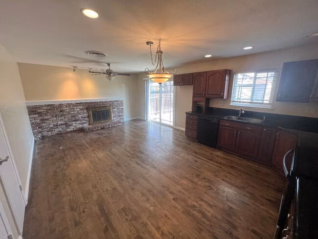 1609 Poppy Way Antioch, CA 94509 photo 2