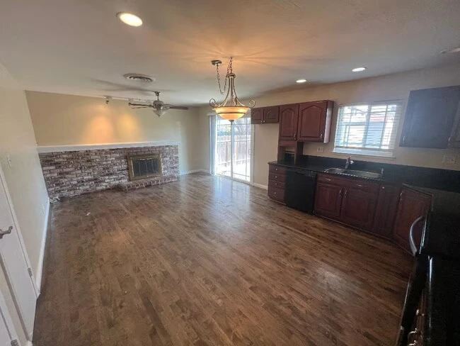 1609 Poppy Way Antioch, CA 94509 photo 2