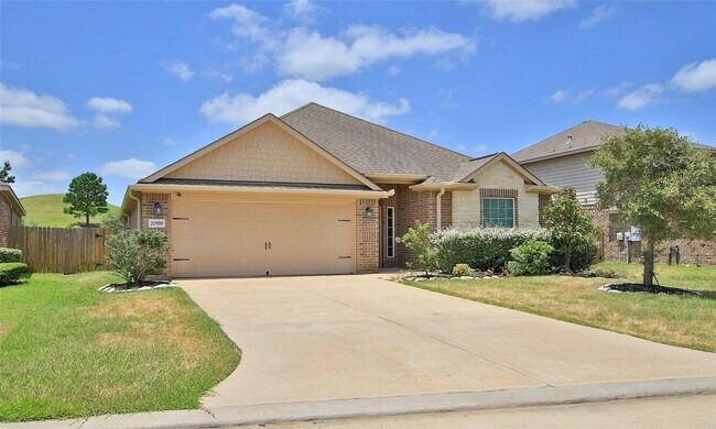 20559 Iron Seat Drive, Hockley, TX 77447 photo 2