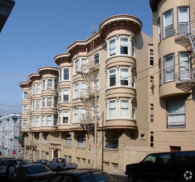 1590 Sacramento Street, San Francisco, CA 94109 photo 2