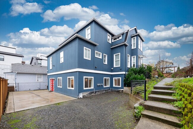 917A 17th Ave Seattle, WA 98122 photo 5