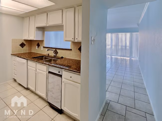 4557 North O Connor Road, Irving, TX 75062 photo 3