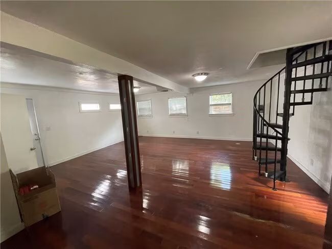 1806 Madison Ave Austin, TX 78757 photo 4