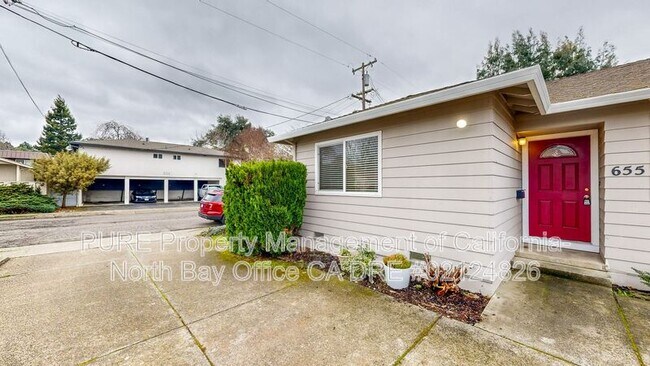 655 Cordelia Dr Santa Rosa, CA 95405 photo 2