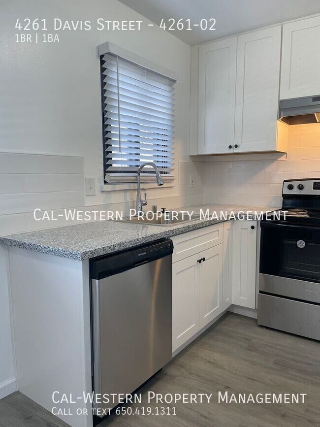 4261 Davis St Santa Clara, CA 95054 photo 4