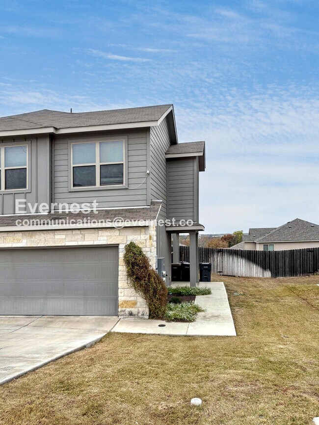 1720 Davidson Rnch Dr Georgetown, TX 78626 photo 2