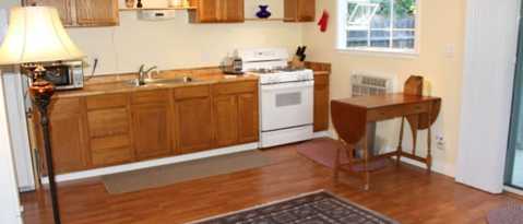 301 Kathleen Dr photo 3