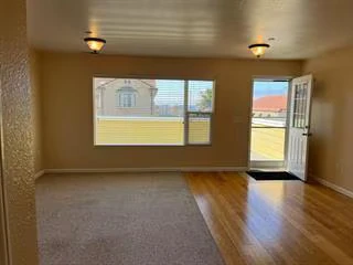 2286 Palmetto Ave Pacifica, CA 94044 photo 2
