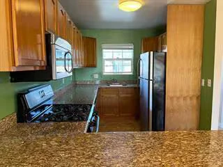 2286 Palmetto Ave Pacifica, CA 94044 photo 4