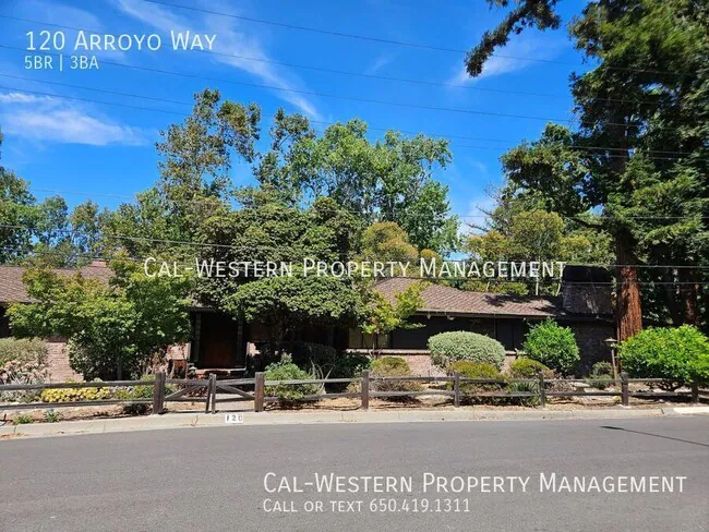 Stunning 5 Bed 3 Bath Naglee Park Home With Scenic Views photo 2
