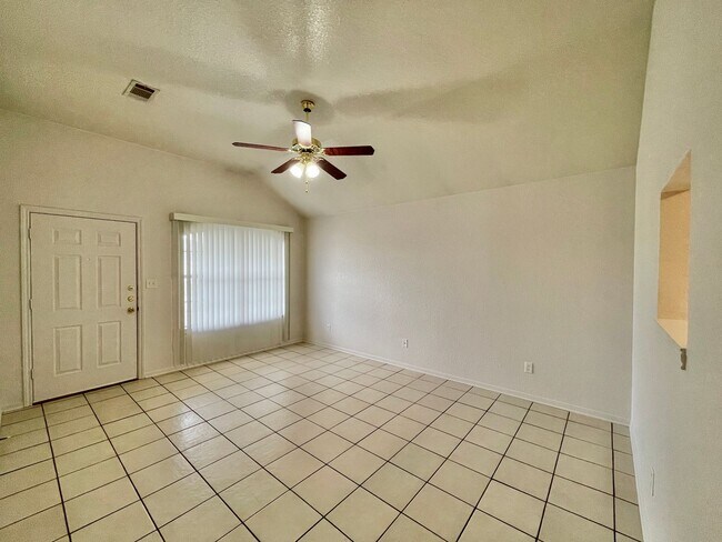 4908 John David Dr Killeen, TX 76549 photo 4