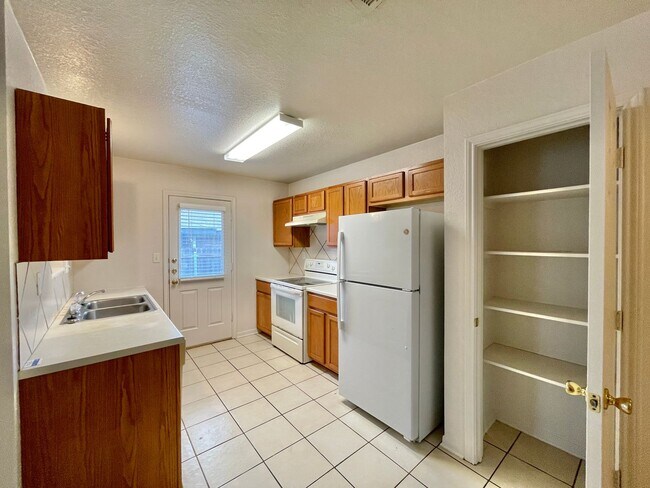 4908 John David Dr Killeen, TX 76549 photo 5