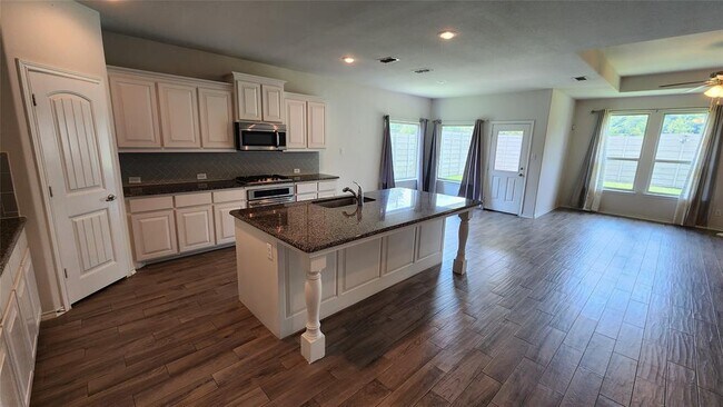 101 Gannet Trail, Argyle, TX 76226 photo 3