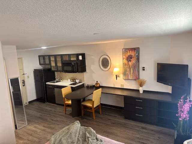 Westchase Apartments photo 3