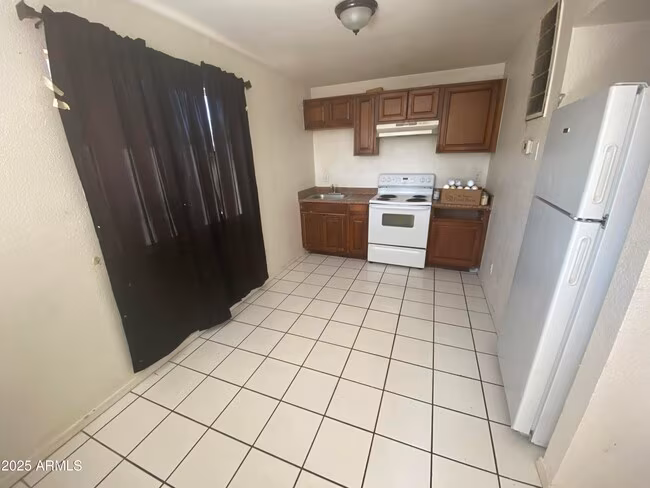 1321 W Vogel Ave Phoenix, AZ 85021 photo 3