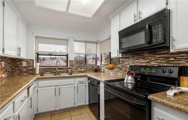 12290 Corte Sabio, San Diego, CA 92128 photo 5