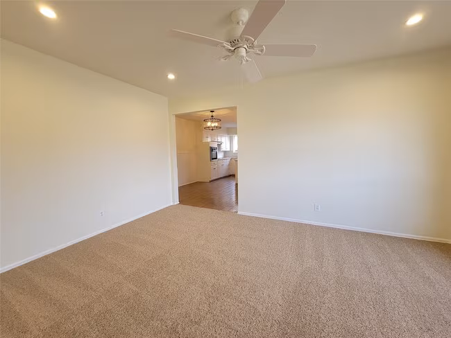 1518 Carroll Dr Garland, TX 75041 photo 2