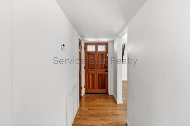 6720 N 12th Pl Phoenix, AZ 85014 photo 4