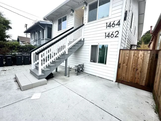 1464 55th Ave Oakland, CA 94621 photo 5