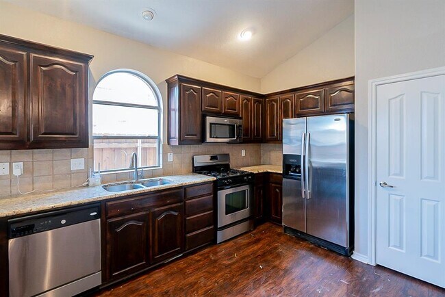 2324 Spruce Springs Way Fort Worth, TX 76177 photo 4
