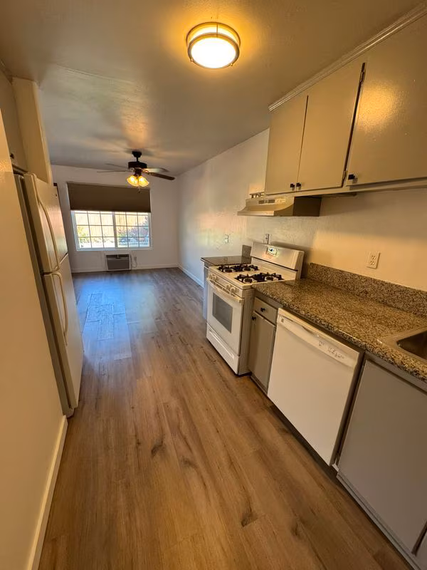 1320 Heron Ave El Cajon, CA 92020 photo 4