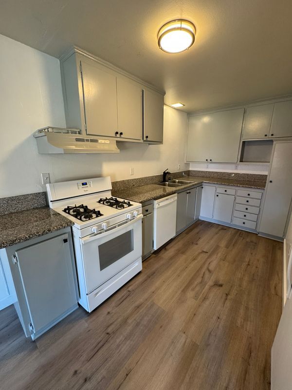 1320 Heron Ave El Cajon, CA 92020 photo 3