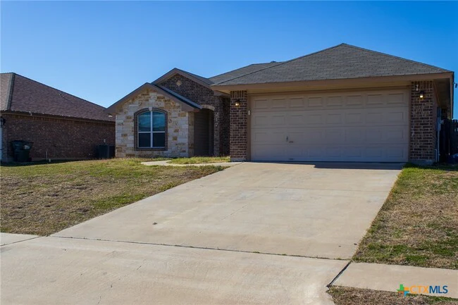217 Pointer St Nolanville, TX 76559 photo 3