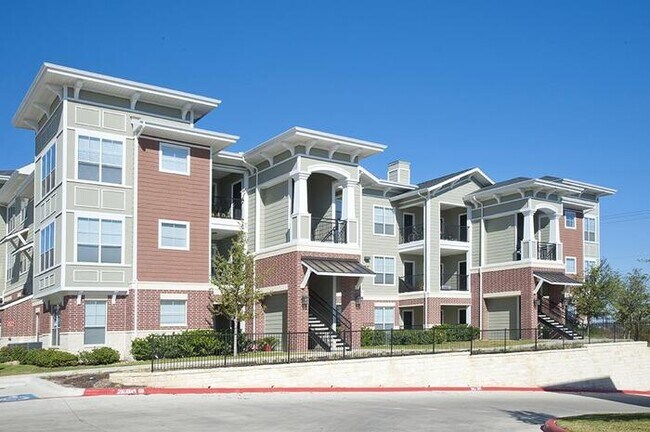 3010 W Loop 1604 N San Antonio, TX 78251 photo 3