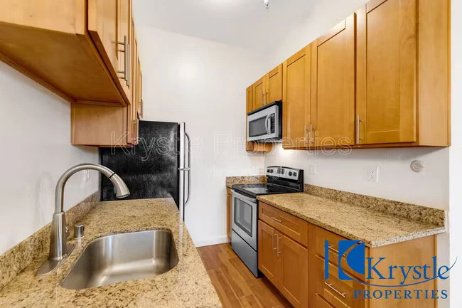 300 Virginia St Vallejo, CA 94590 photo 3