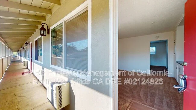 555 Dexter St Santa Rosa, CA 95404 photo 4